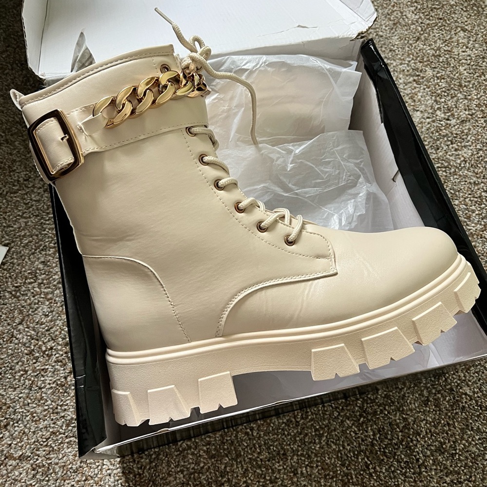 Fashionnova All Eye On Me Chain Booties